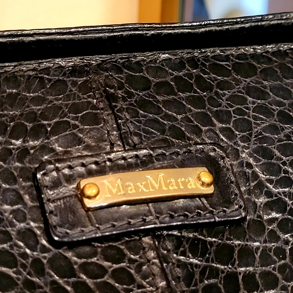 Black Vintage MaxMara crocodile style handbag - Picture 2 of 11